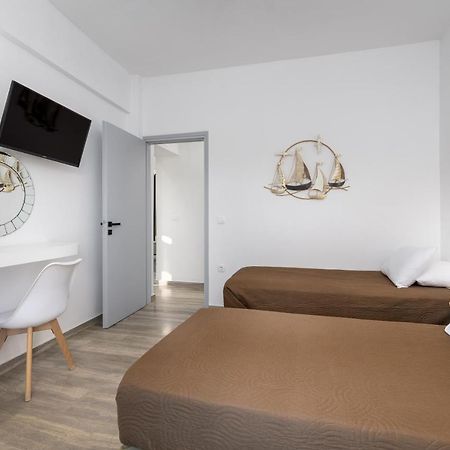 Christianna & George Luxury Hot Tub Apartment Fira  Ngoại thất bức ảnh